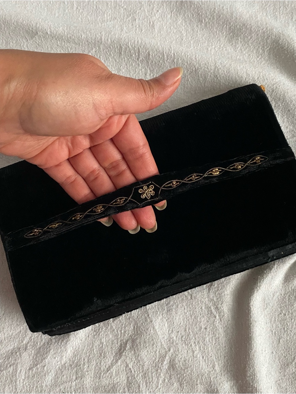 Embroidered Peacock Black Evening Clutch with Gold Accents Clutch Flawless Rare - Picture 4 of 15